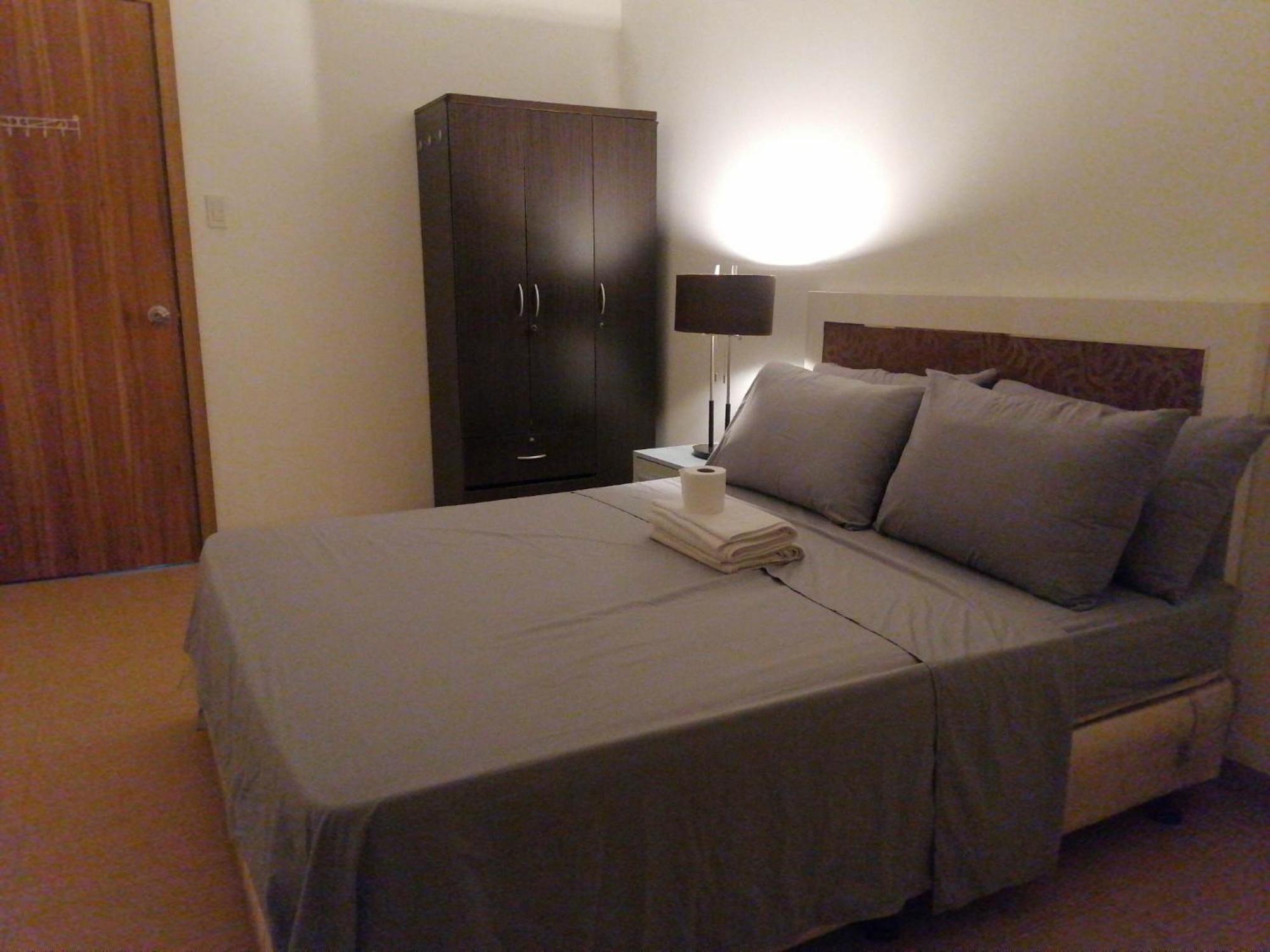 Roxas Blvd Stunning Studio Condo Near Us Embassy Manila Kültér fotó